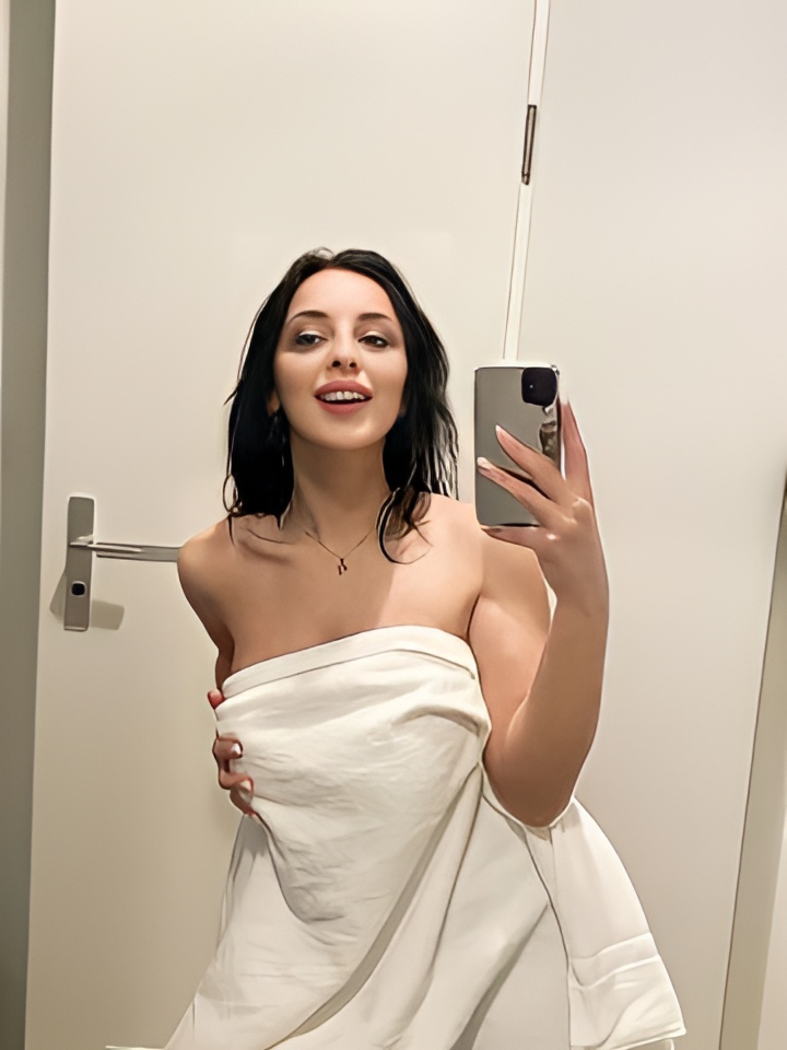 Индивидуалка Леся, доступна для личного знакомства от 2000 руб