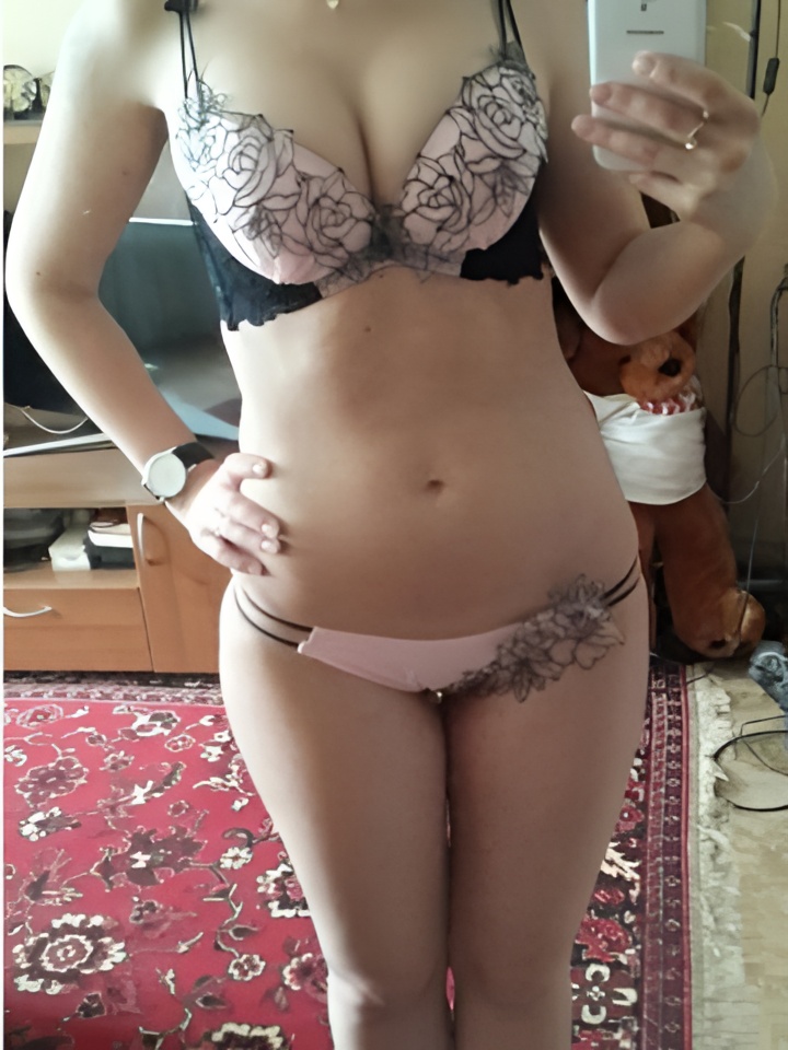 Софи привлекальеная девушка из Хороль цена от 2000 руб