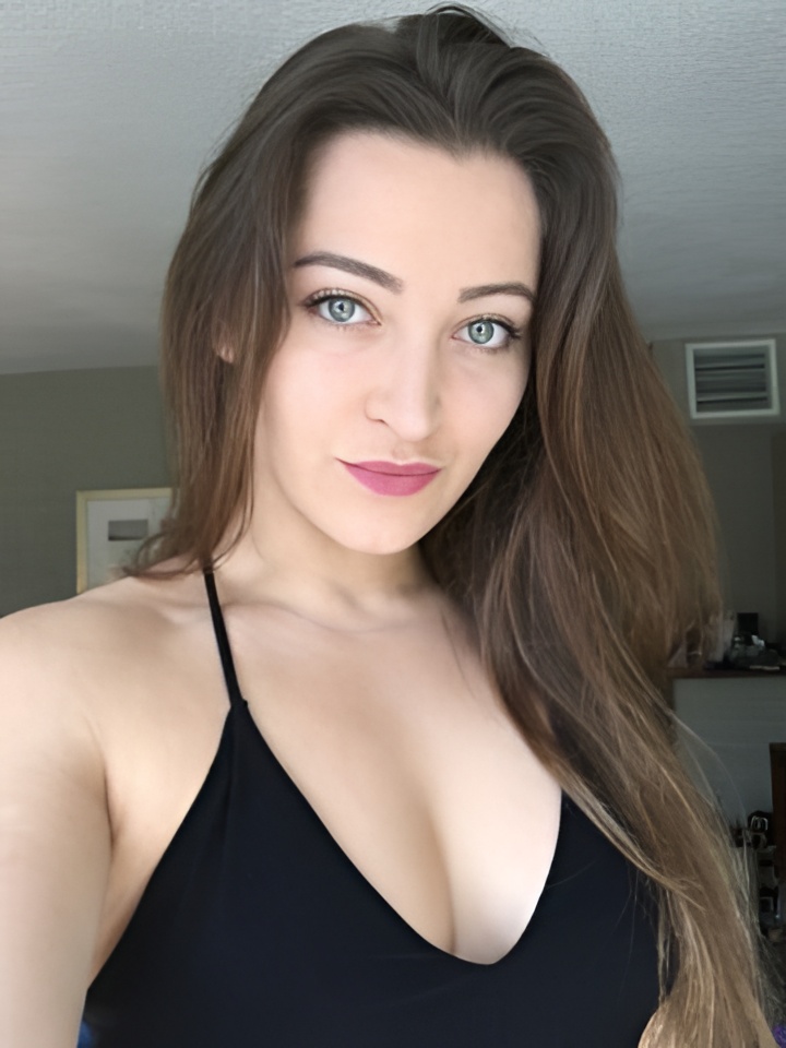 Виктория привлекальеная девушка из Хороль цена от 4000 руб