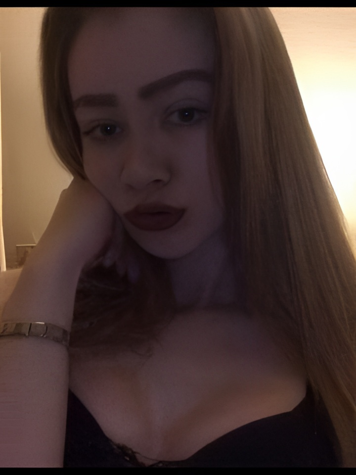 Индивидуалка Викуся, доступна для личного знакомства от 1500 руб