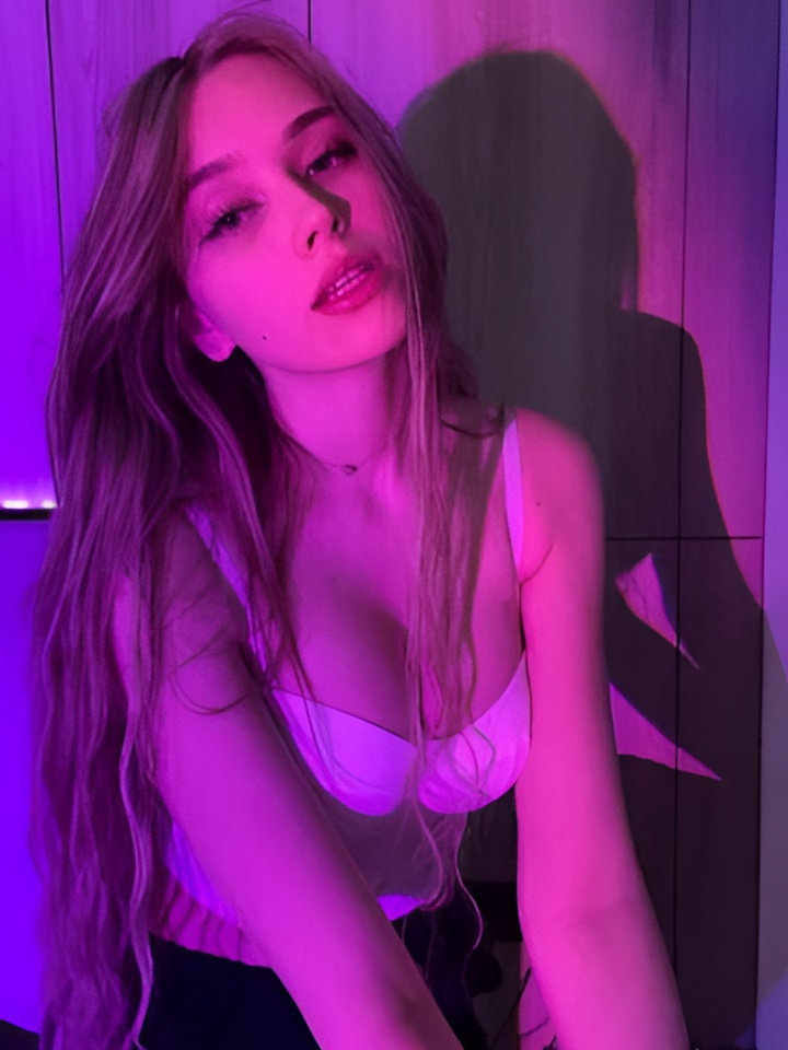 Индивидуалка Амалия, доступна для личного знакомства от 10000 руб