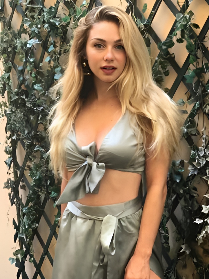 Индивидуалка Майя, доступна для личного знакомства от 2500 руб