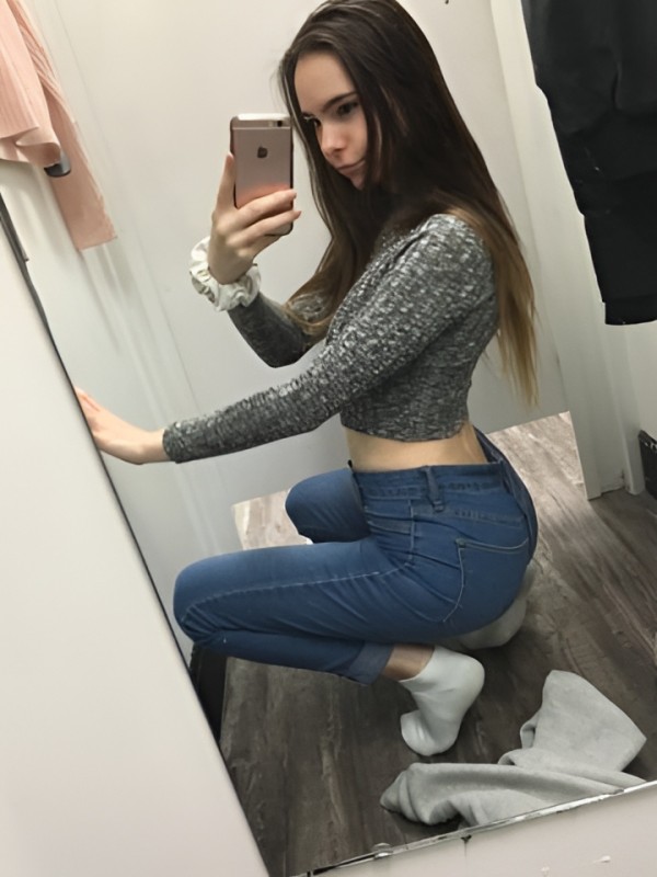 Нелли привлекательная девушка из Хороль цена от 1500 руб