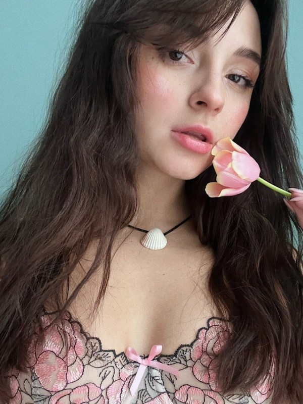 Рита привлекательная девушка из Хороль цена от 6000 руб